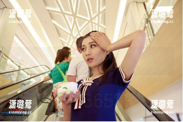 “爱丝”出新货！长城之巅丝袜之舞合集，初秋的风好像都在跟她跳舞。