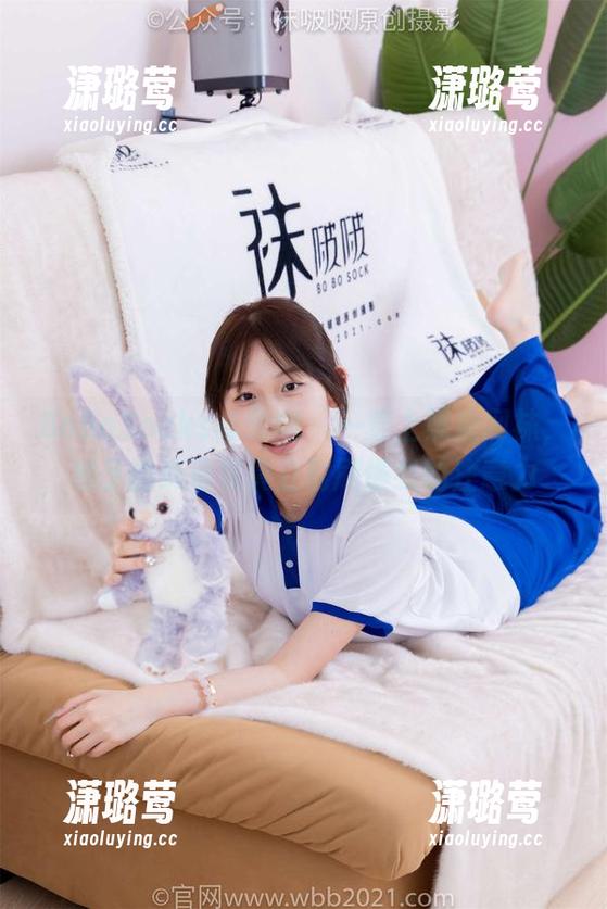 BoBoSocks袜啵啵 - 一穿上黑渔网袜，稚予的高清写真立刻刷爆我的注意力