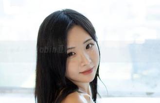 职业装图集更新：Habin夏彬(하빈)从不缺席！不仅是在字典里。
