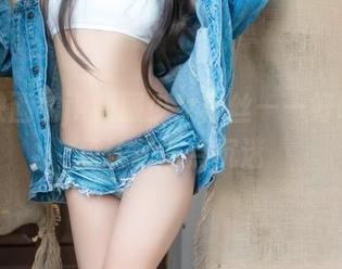 喵糖映画的jk制服少女黑丝——好吧，我承认我有点沉迷