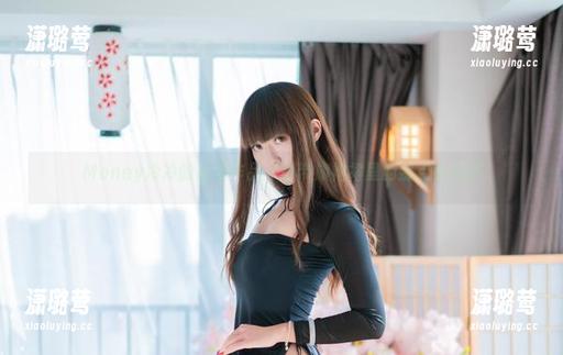 Money冷冷的高清作品，绑带旗袍裙里的那点小心思