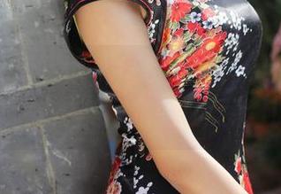 MyGirl美媛馆 - 唐琪儿Beauty的礼服在线，背影美得犹如仙女下凡？！