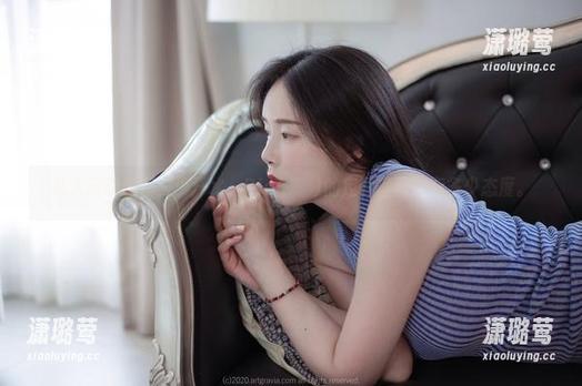 私人运动课有多少汗水，Pia(피아)的定制写真就有多少态度。