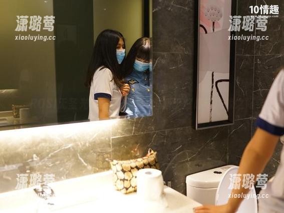 ROSI无圣光的黑色蕾丝，徘徊于性感与挑战之间