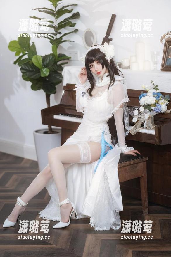 最新写真，Rioko凉凉子变身厨娘，画面好像飘出香味？