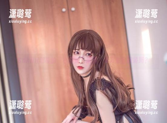 Sakiiii翎柒 Sakiiii翎柒的“小厨房”原图:菜刀也会撒娇吗?