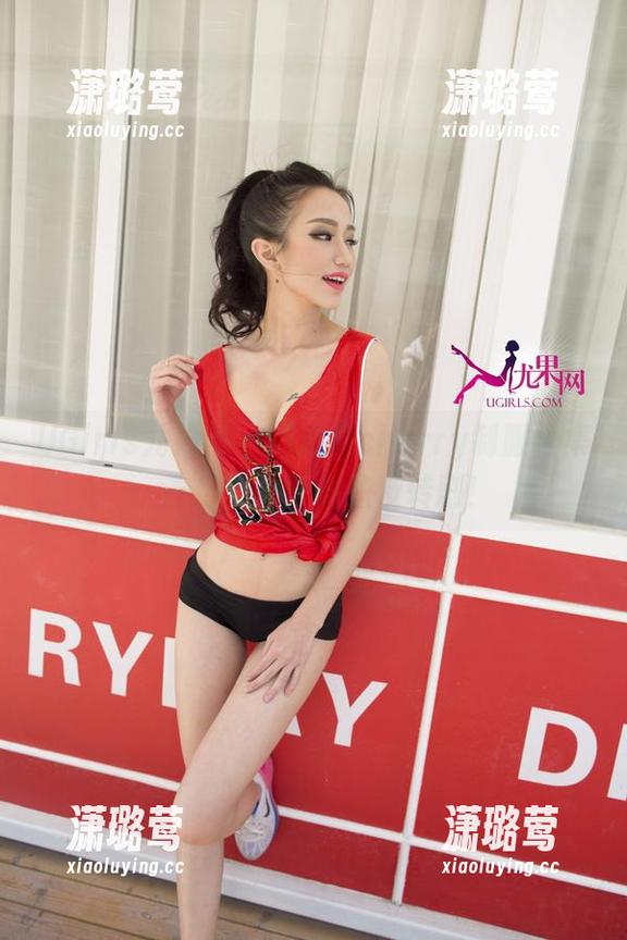 UGirls尤果网 - 刘嘉琦cherry制服合集：一份看似严肃的反转剧！