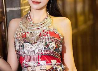 XIAOYU语画界 - 校服+Cherry绯月樱=私房中的活力与青春的错位风景！