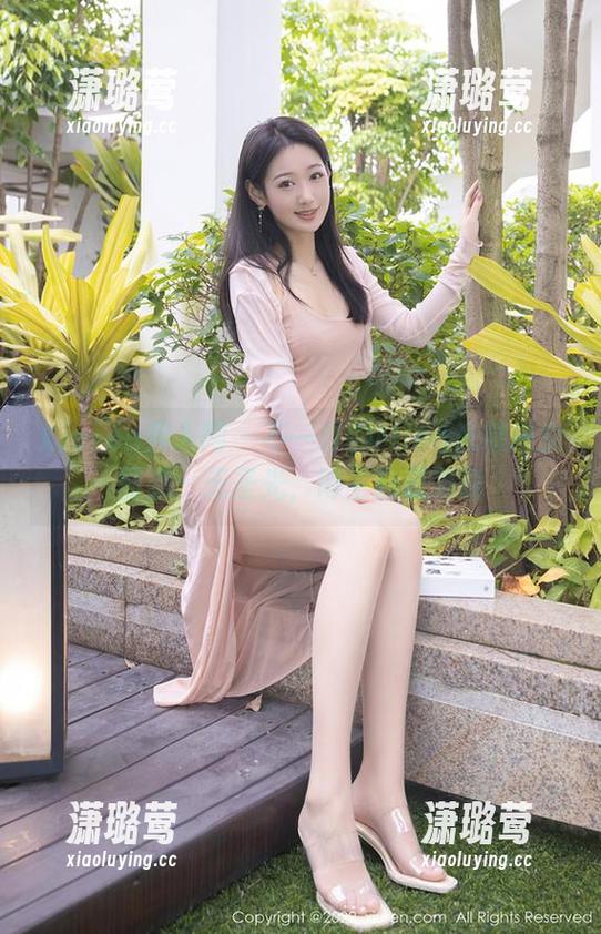 Xiuren秀人网 - 不一样的Mina米娜修女图集：无圣光，博主自己来说