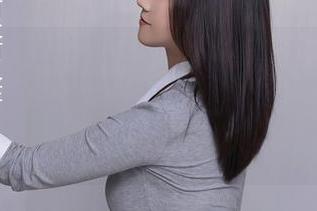 Xiuren秀人网 - vetiver嘉宝贝儿的校服图包，是否会是你对校服再认识的契机？观看一下试试看！