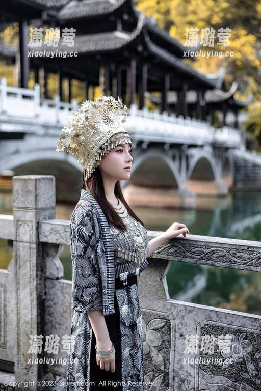 Xiuren秀人网 - 当拍黄瓜girl遇上空姐，这种私房美图真不信你见过