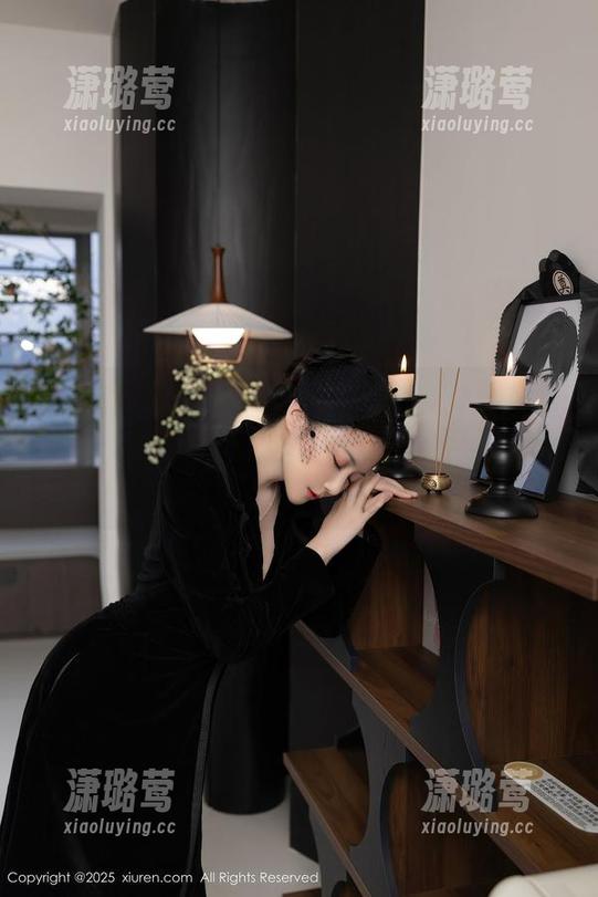 Xiuren秀人网 - 李丽莎的定制清纯，我想说，她的每一张图片都在挑衅我的道德底线？