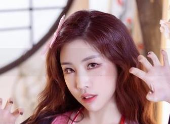 Yebin(전예빈)的温泉福利照，每一张都透着那种躲过琐事的惬意