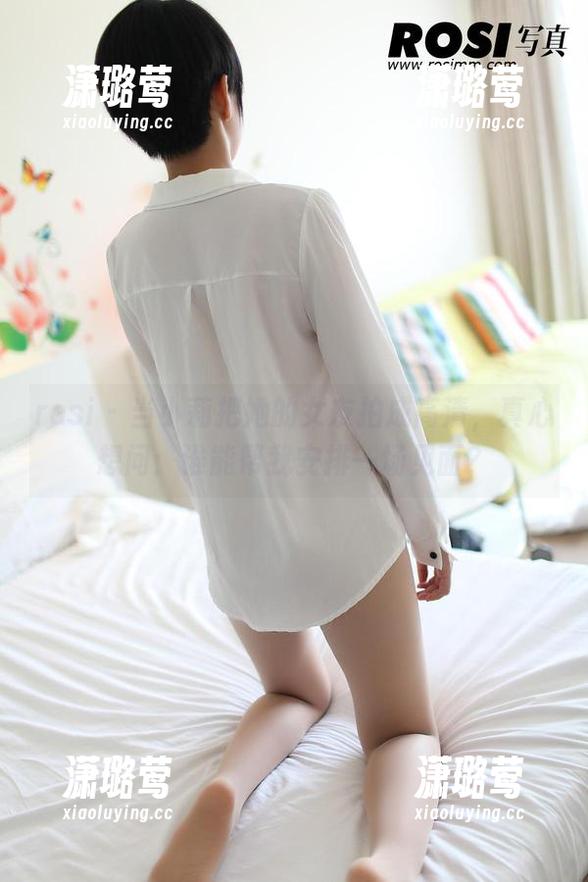 rosi - 当小莉把她的女友拍成高清，真心想问：谁能帮我安排一场见面？