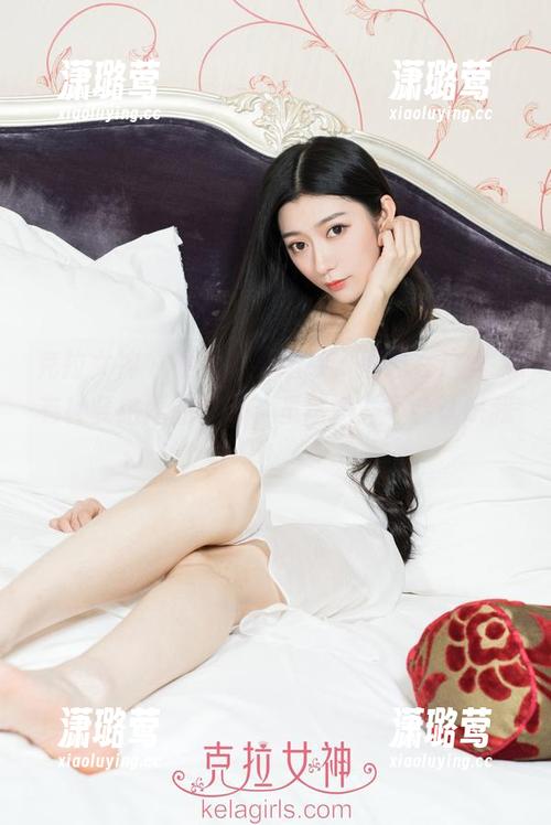 克拉女神 - 看孟君穿婚纱，图包在这里，有种要结婚的冲动，虽然她并不会认识我！