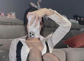 微密圈 - 兔宝妮to又带来了！最新资源视频，带你飞聊地球的边边角角！