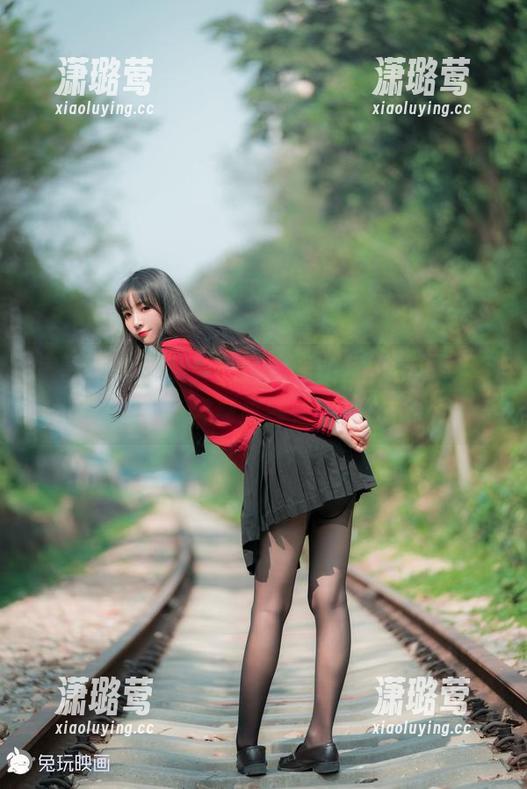 房间里的夏天，兔玩映画的写真，下载后能否带来些清凉？
