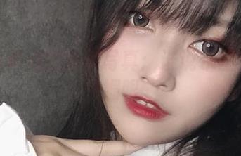 奇行家狗崽游泳池写真：谁说水里不能抛媚眼