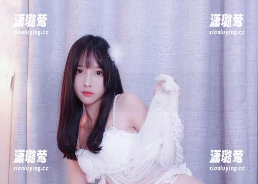 小小奶瓶儿 被小小奶瓶儿的学姐气质“吸引”,福利图包别忘了带走哦!