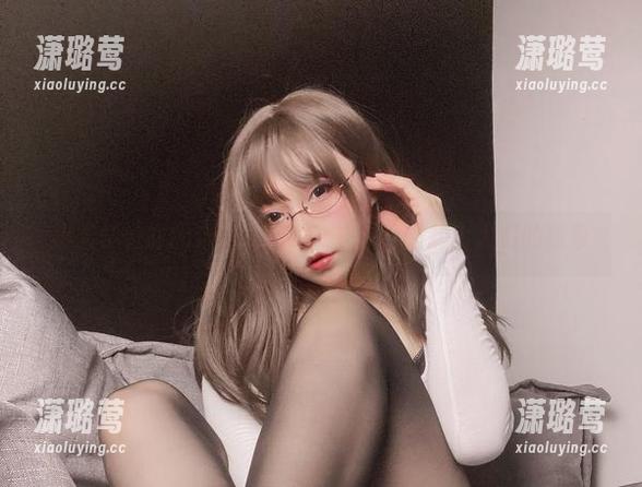 小泉学姐吖 小泉学姐吖的连体衣,cos或许已经超出人们的想象