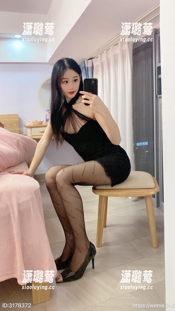 微密圈 - 小萌子的旅拍写真集-又被更新卡住，谁在说我太忙？