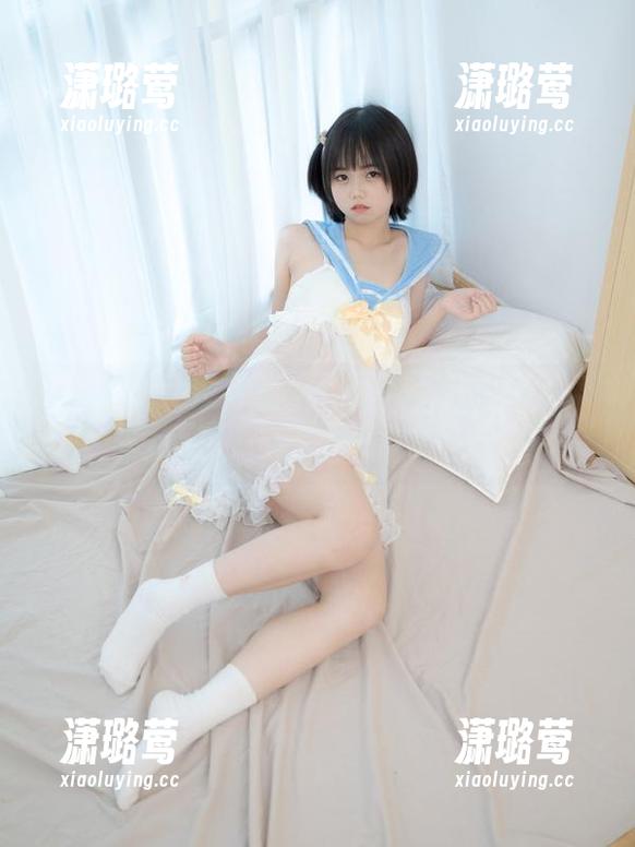 少女秩序 - 一个白衬衫的图集，让乐栀学会了诱惑