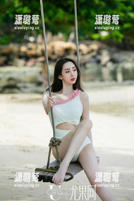 尤果网 - 有人说奶茶Emily是空姐，这图包能让你信服！
