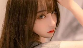 饱满的棉袜与尤猫醒醒ovo，她俨然是拯救我们审美的英雄，无奈总有坏品味的存在。