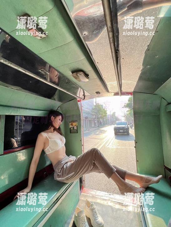 微密圈 - 你想要的性感女友，就是阿朱啊的定制写真可能满足你所有想象！