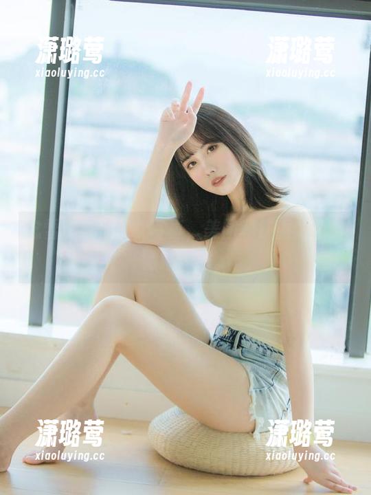 念雪ww的修女写真，美图和庄重之间的微妙探戈。
