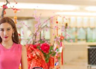 推女神 - 校服美图，晓艾fafa让我重新定义了青春的样子