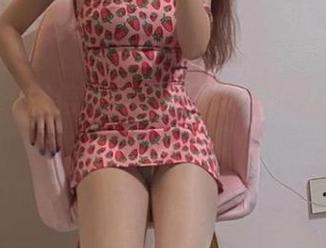 微密圈 - 微信朋友圈星光闪耀：提袜少女的逗趣合集