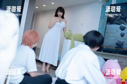 星澜是澜澜叫澜妹呀的全套写真，清纯得连风都不敢打扰！