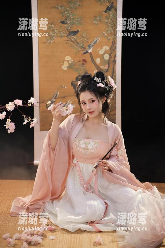 更新速递：桃暖酱，雷姆美照直接送上，不用谢我。