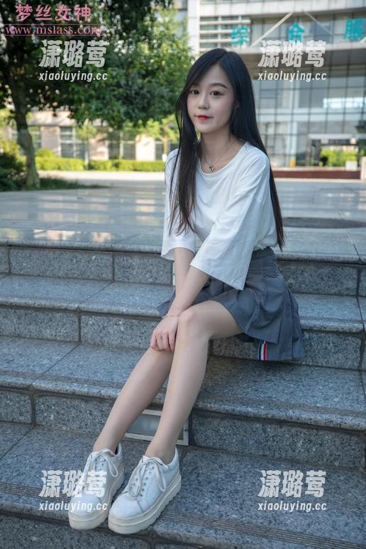 梦丝女神 - 灵唯的电喵女神长城古装：看完这套图，能否变身数据猫？