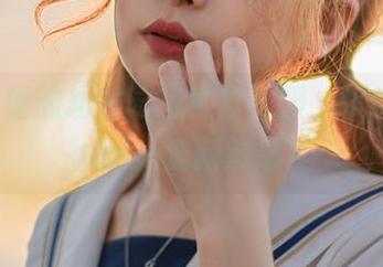 被梨瑾瑾的幼稚园写真集征服，快Download一波新鲜感！