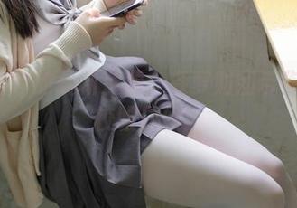 新鲜出炉的最新资源：森萝财团带你看JK校服白丝！