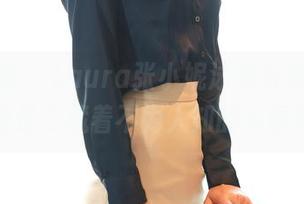 模范学院 - Laura张小妮泳池合集，举手投足间是否藏着不为人知的水面故事？