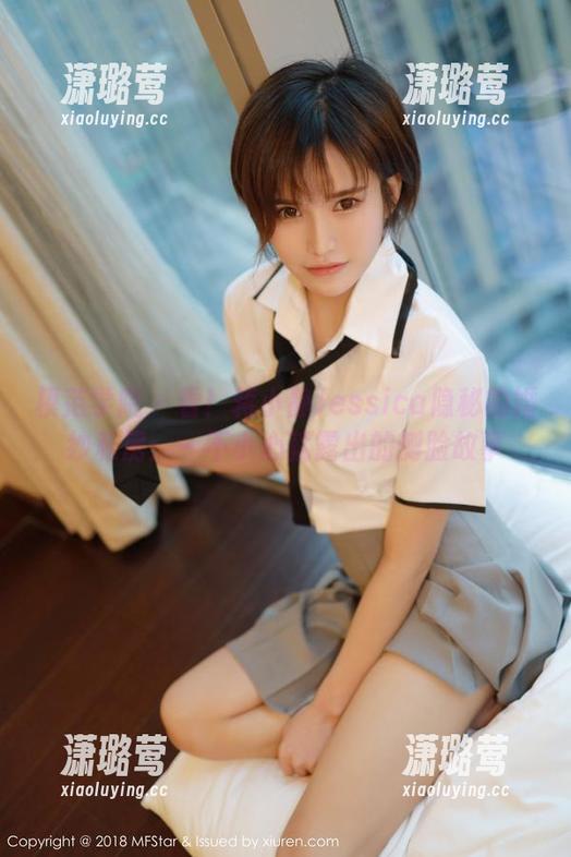 模范学院 - 看！蒋小静Jessica隐秘的婚纱私房：一不小心就露出的侧脸故事