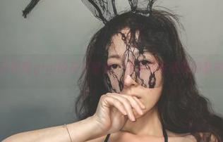 在樱晚gigi的花与窗间，找到那份随意的套图