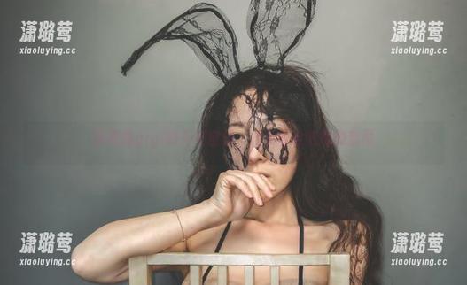 在樱晚gigi的花与窗间，找到那份随意的套图