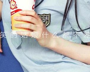爱尤物 - 李柔儿的“双人”套图，简约又有趣，果然她的搭档眼神里藏着故事啊？
