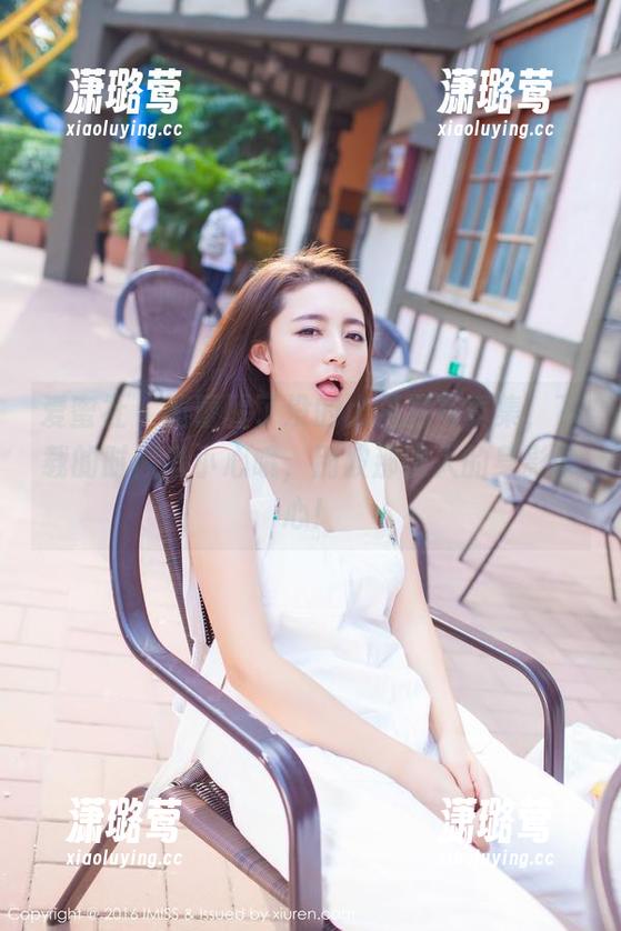 爱蜜社 - 蕾蕾醒了没的比基尼写真集，下载的时候请小心哦，别被那诱人的身影分心！