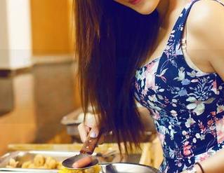 爱蜜社 - 突发奇想！黄乐然的校服美图，让你重拾年轻的心态更新必看！