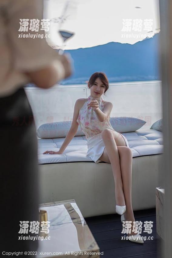 秀人网 - 喂，Nono酱的在线奶牛美图，随时随地释放你的萌力！