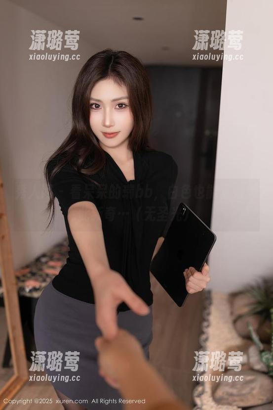 秀人网-呆呆的瑞bb 秀人网 - 看呆呆的瑞bb,白色也能混得如此新奇…(无圣光)