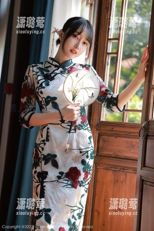 秀人网 - 免费获取唐安诺的美图，尤其是那双无敌的棉袜！