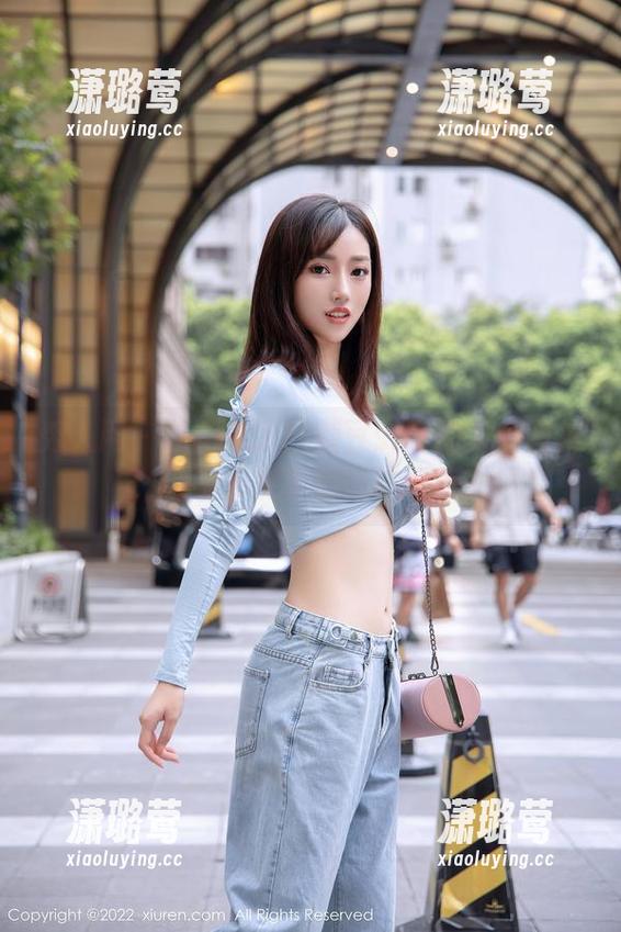 秀人网 - 美图来了！糖豆sisi的天使图集，谁说天使不能偷吃甜点？