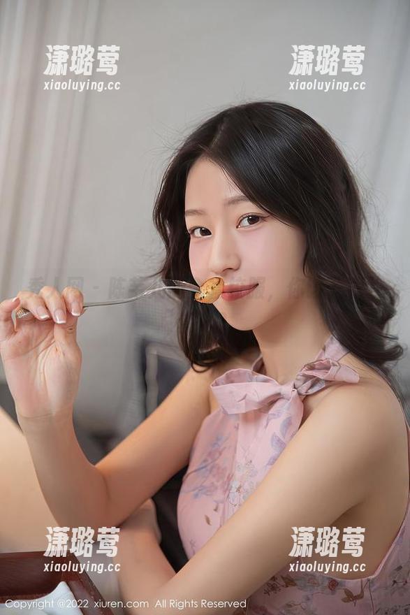 秀人网 - 陈芊儿的全套校服，你该下载一套吗？