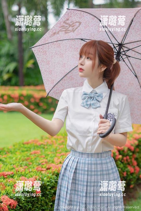 秀人网 - 雅茹老师的睡衣时刻，图集里酝酿着些小暧昧？